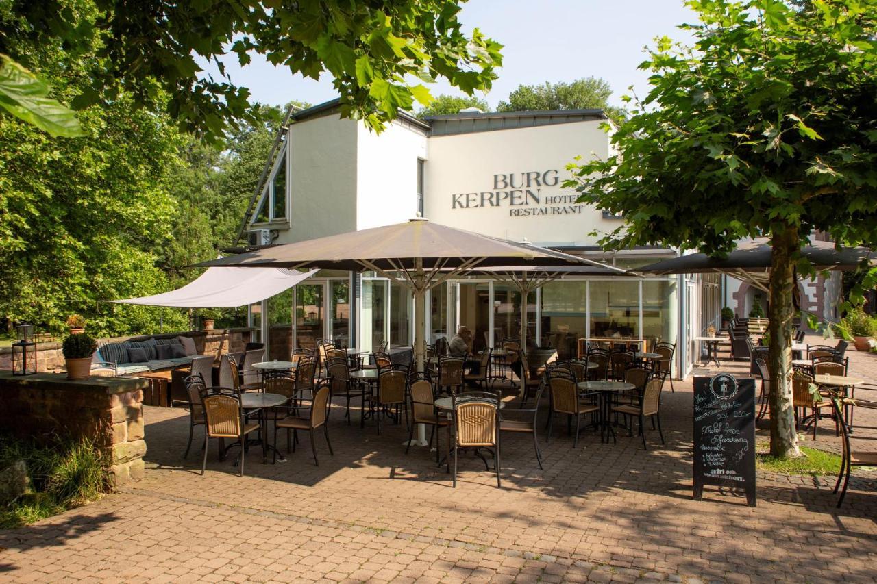 Hotel Burg Kerpen Illingen  Exteriér fotografie